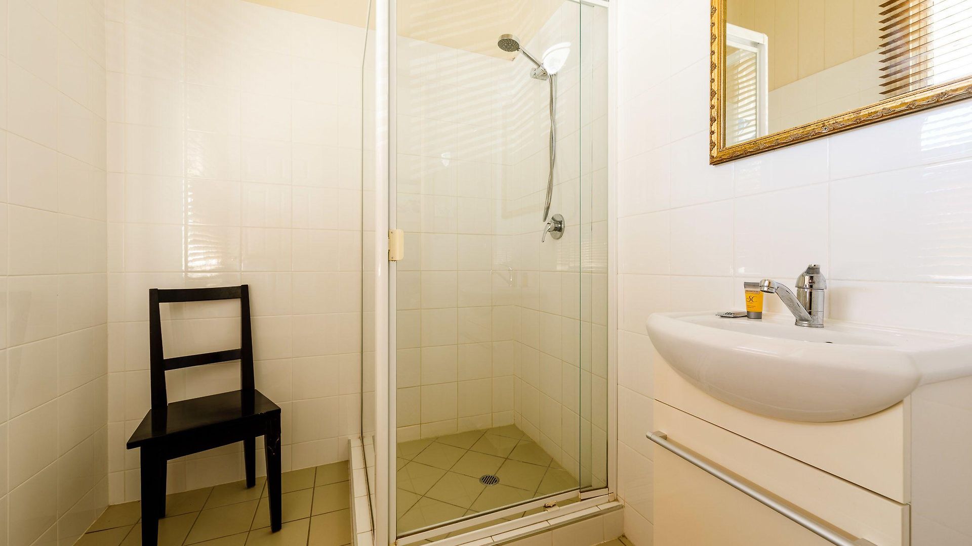 Bowen Terrace 3* Brisbane