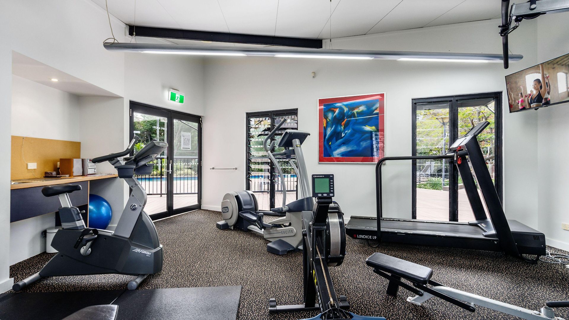 The Docks On Goodwin 5*