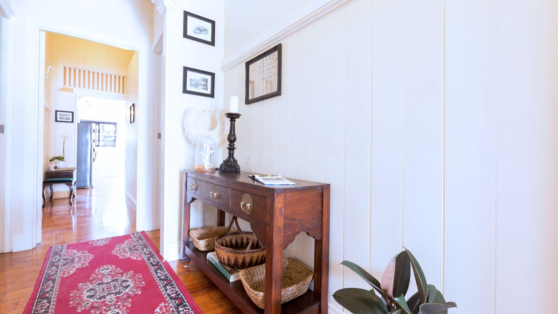 99 Kirkland Bed & Breakfast