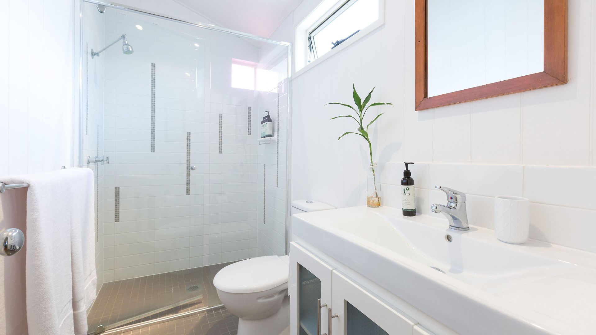 99 Kirkland Bed & Breakfast Brisbane