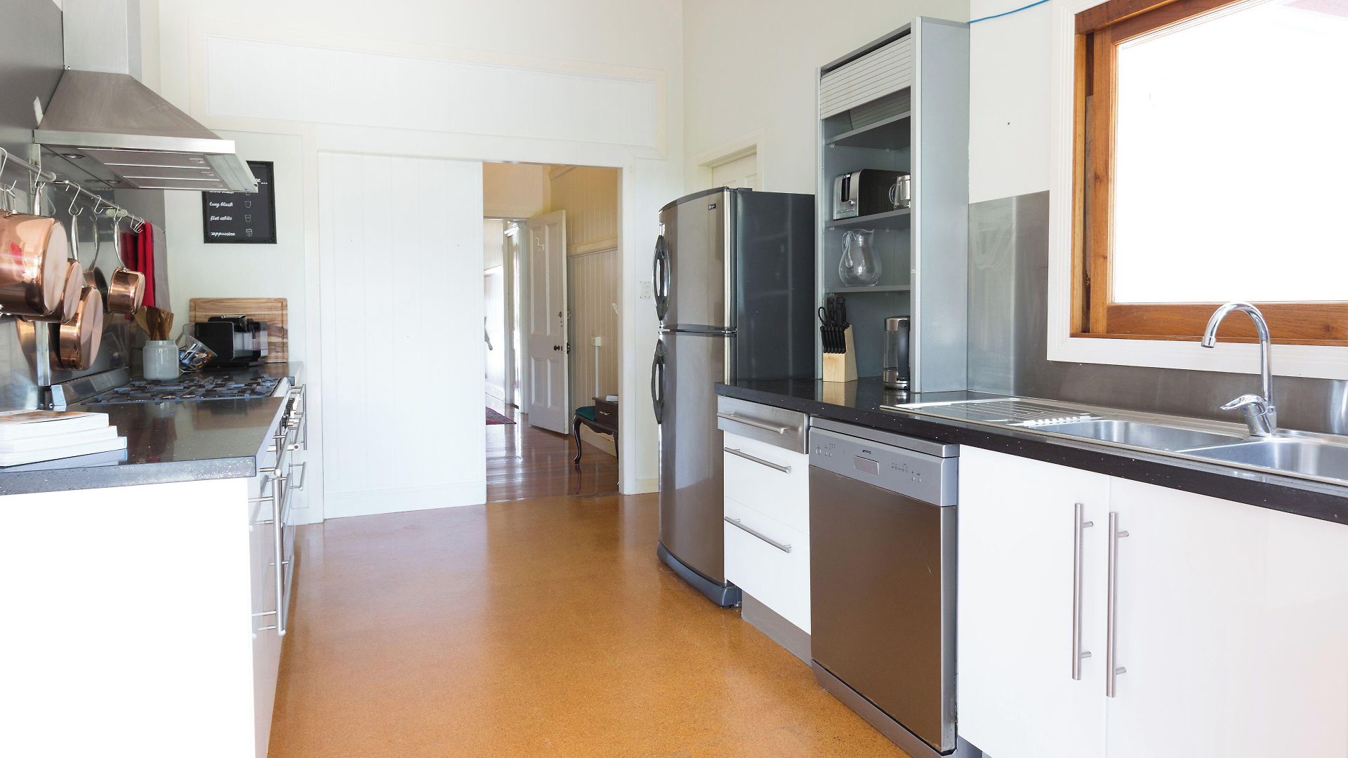 99 Kirkland Bed & Breakfast Brisbane