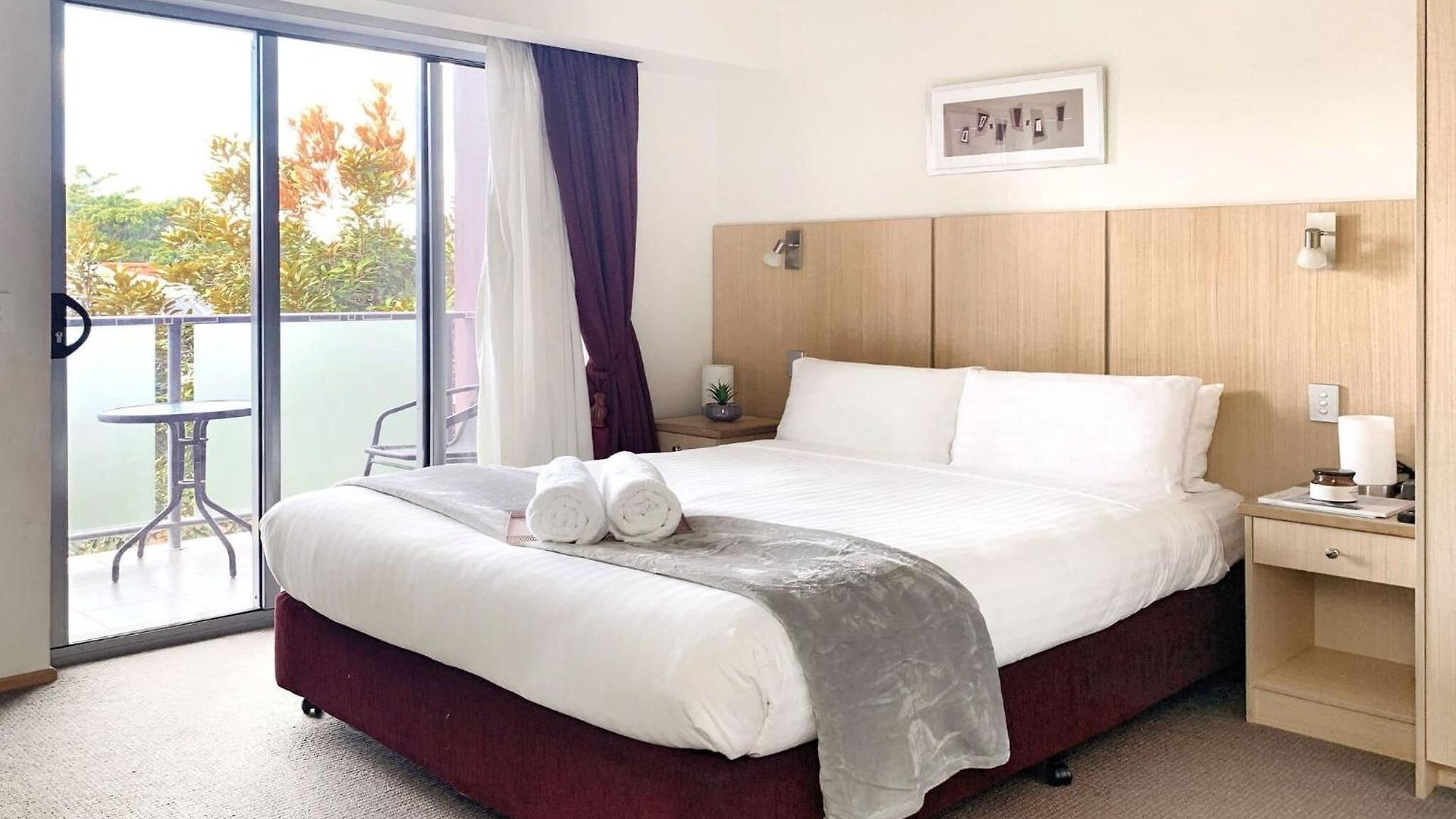 Airport Ascot 4*