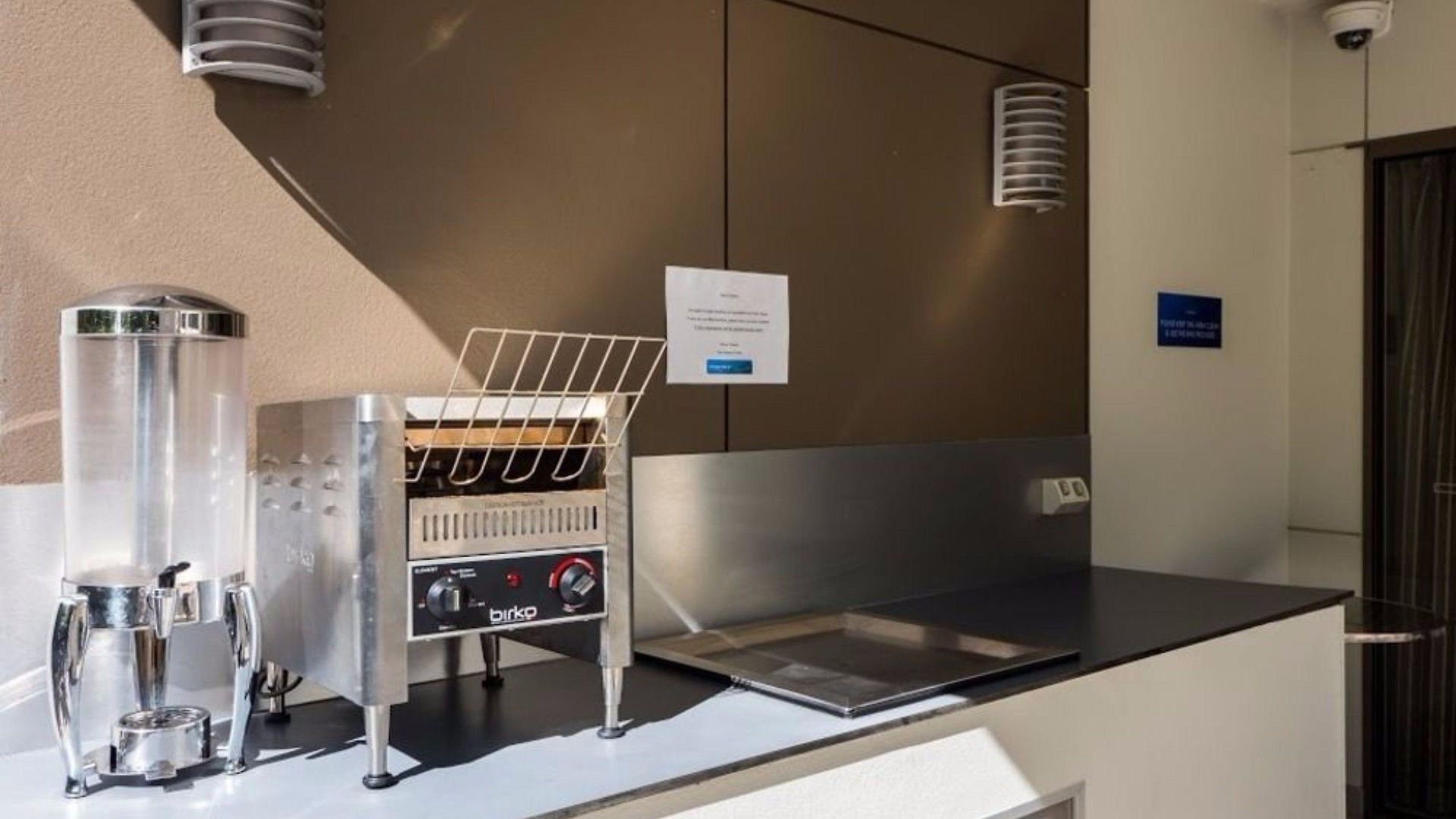 Aparthotel Essence Chermside 4*
