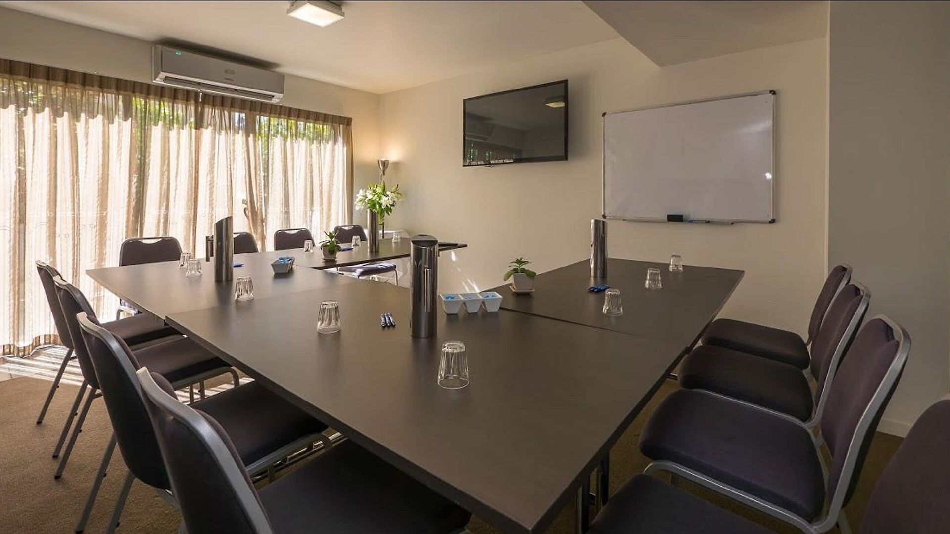 Aparthotel Essence Chermside Brisbane