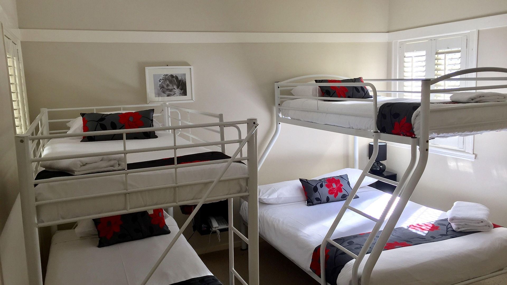 Street Aparthotel 3*