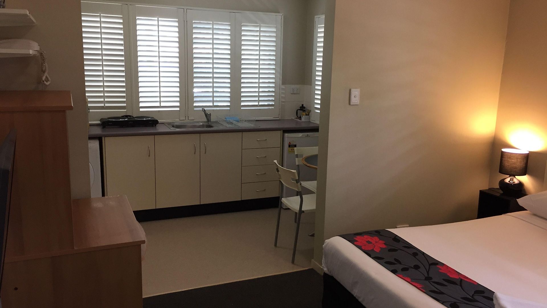 Street Aparthotel 3*