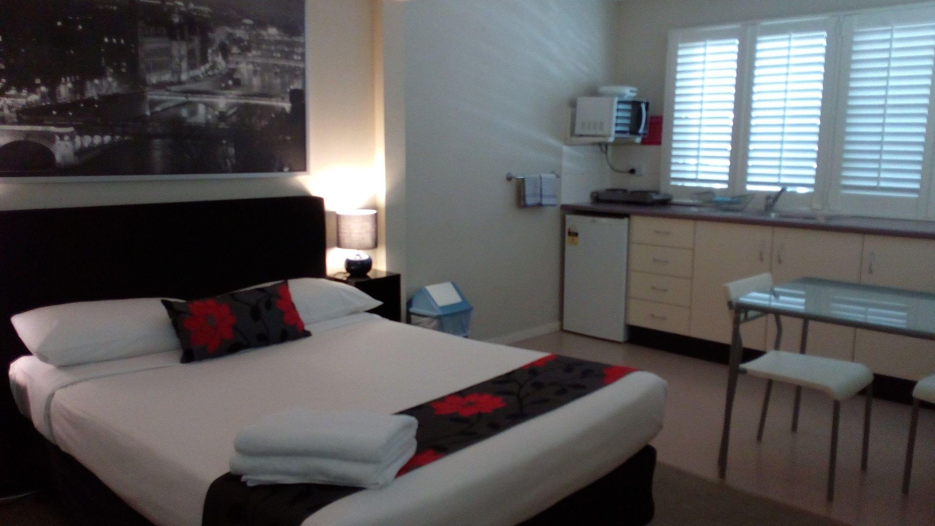Aparthotel Street 3*