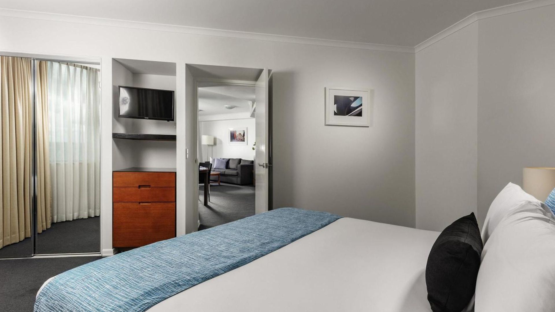 The Sebel Aparthotel 5*