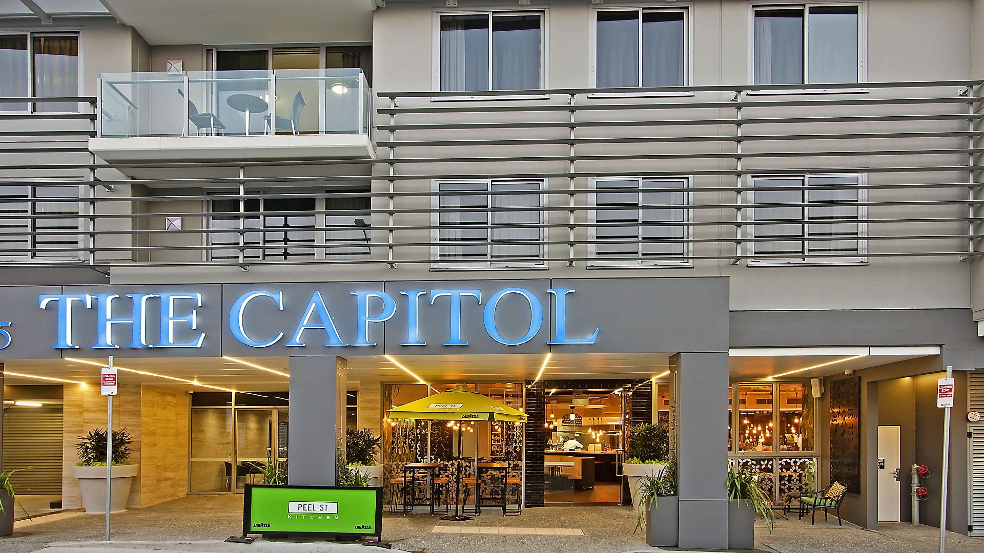 Aparthotel The Capitol