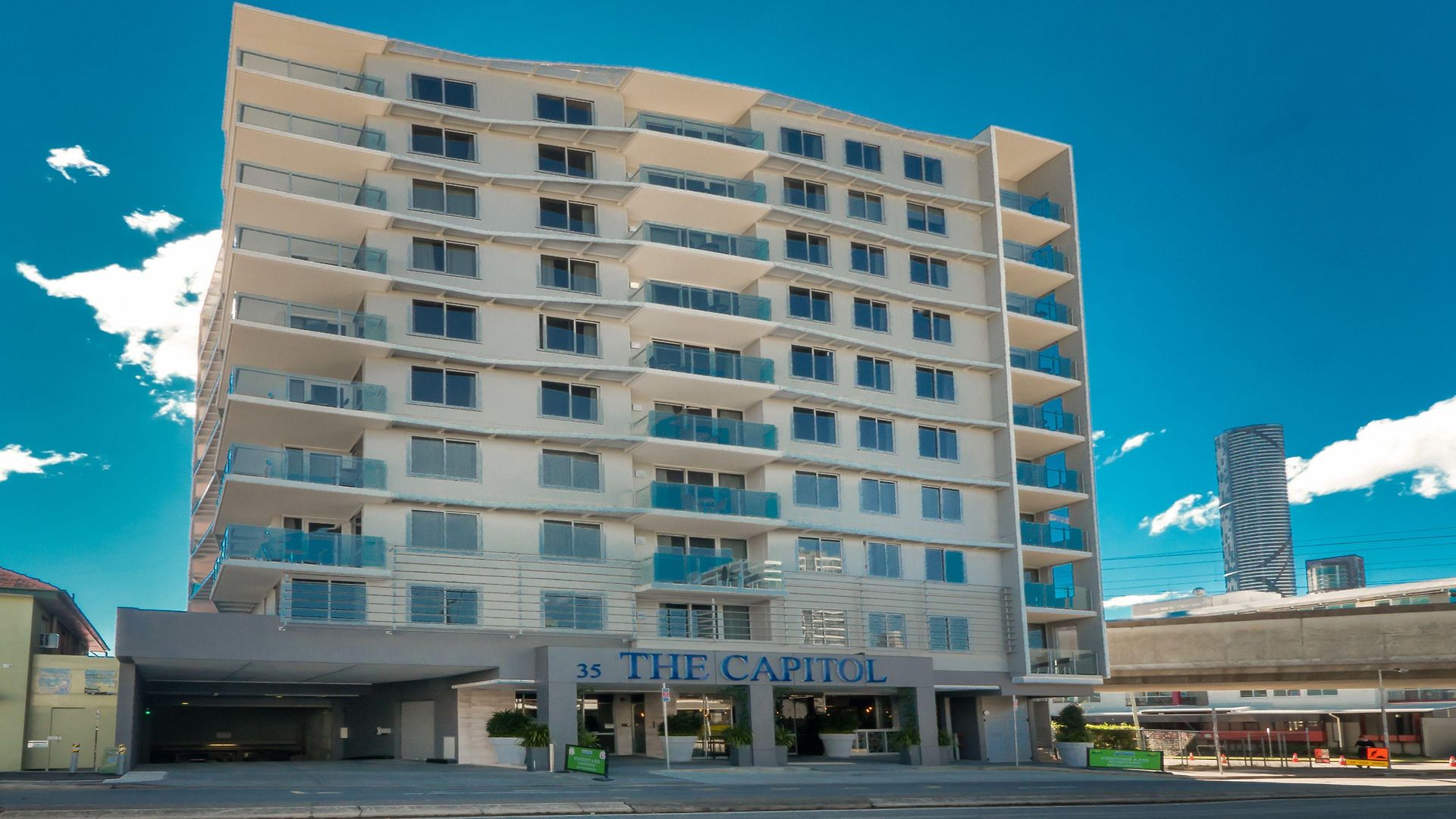 Aparthotel The Capitol