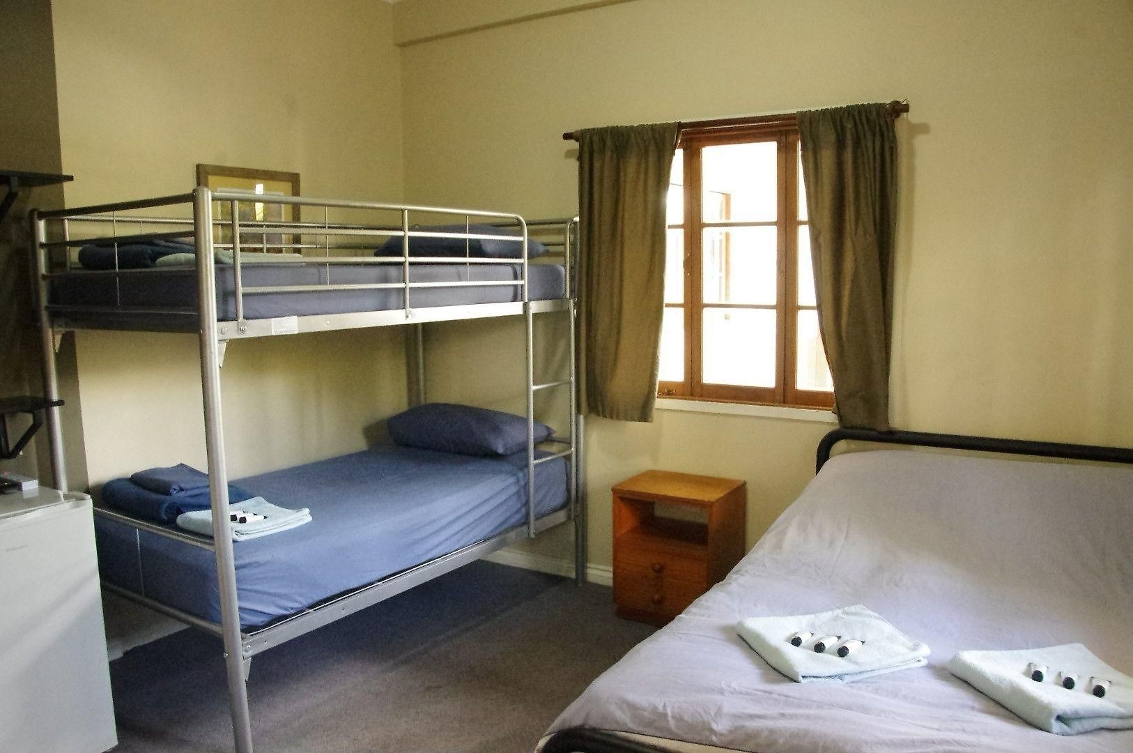 Hostel Somewhere To Backpackers Brisbane