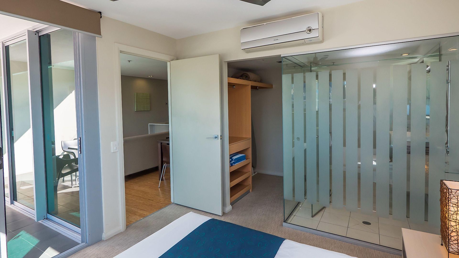 Aparthotel South 4*