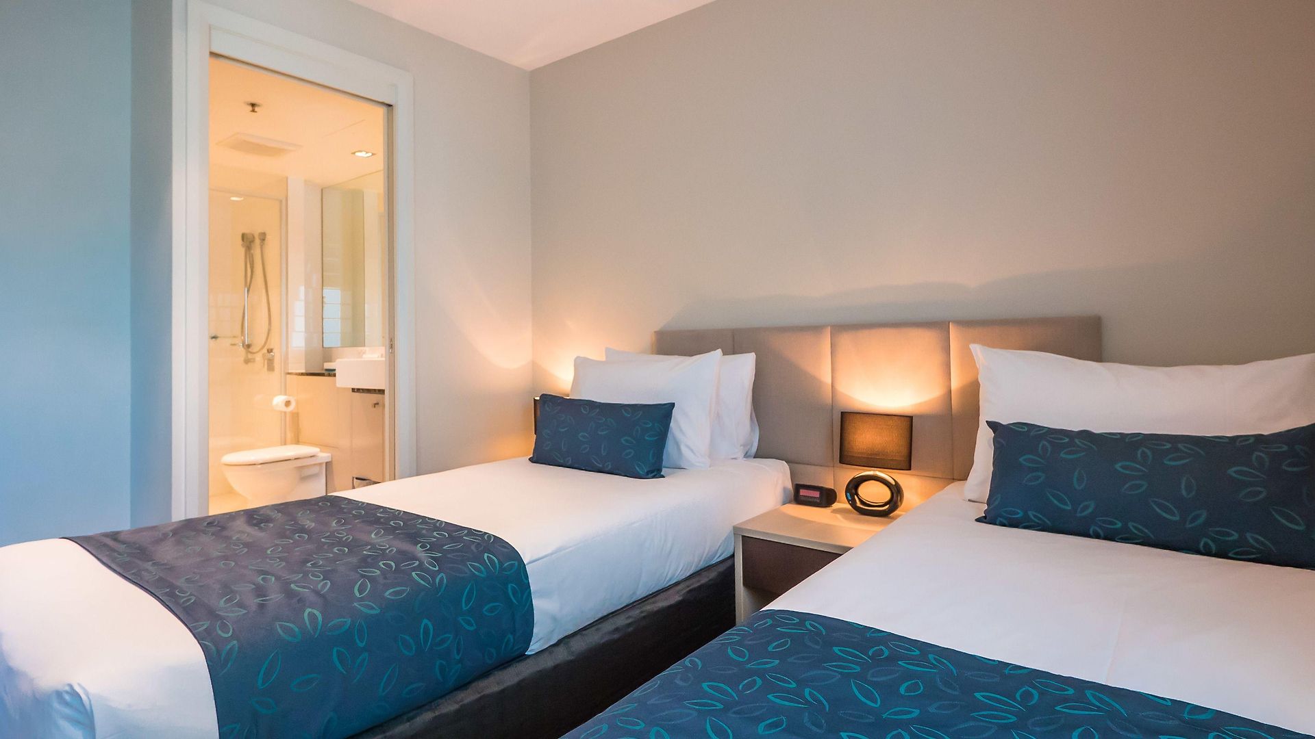 Aparthotel South 4*