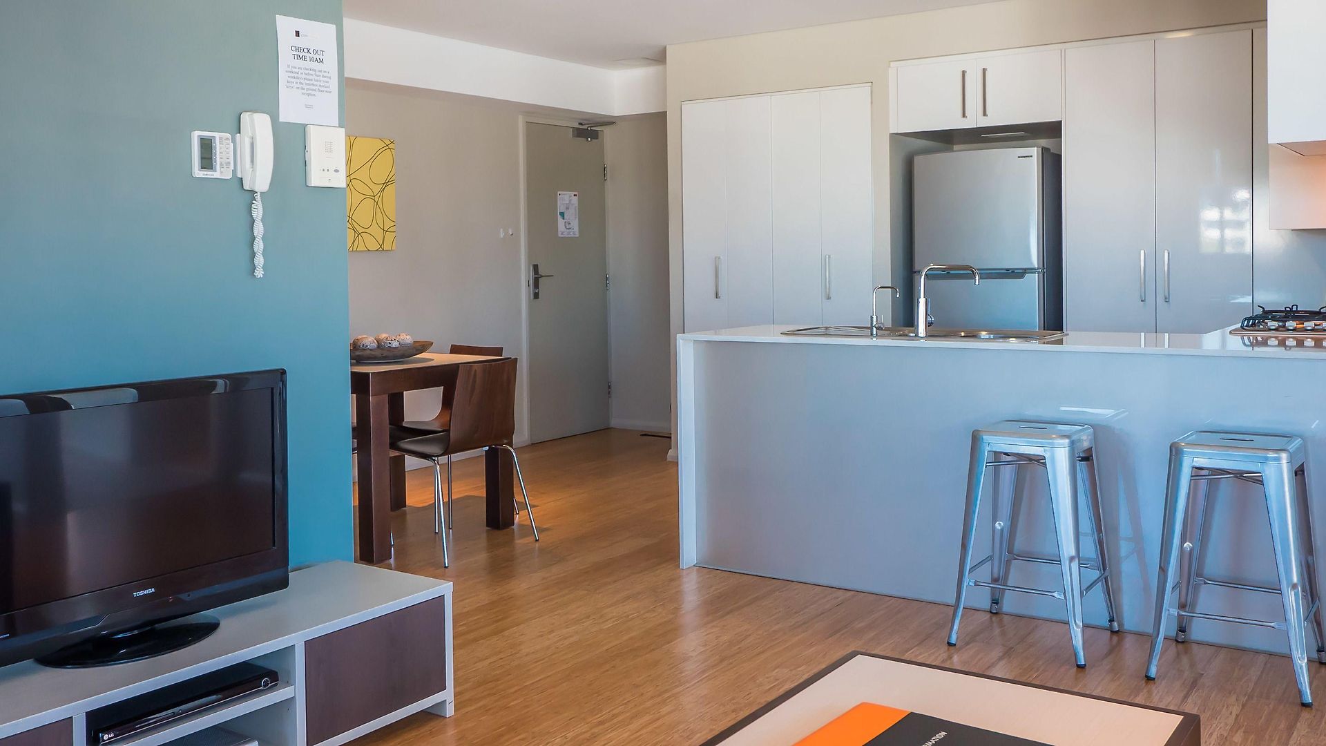 Aparthotel South 4*