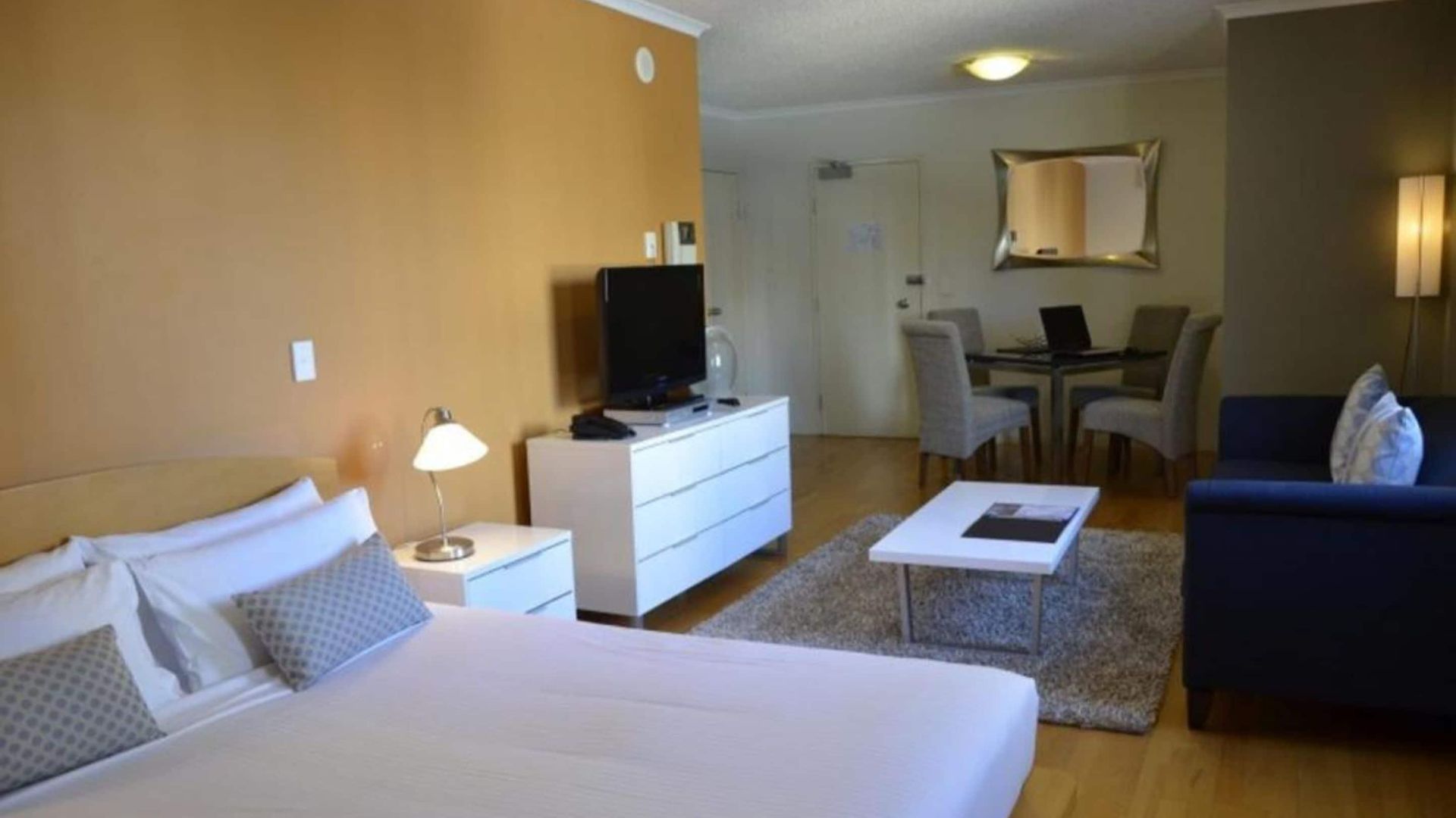 Aparthotel Frisco