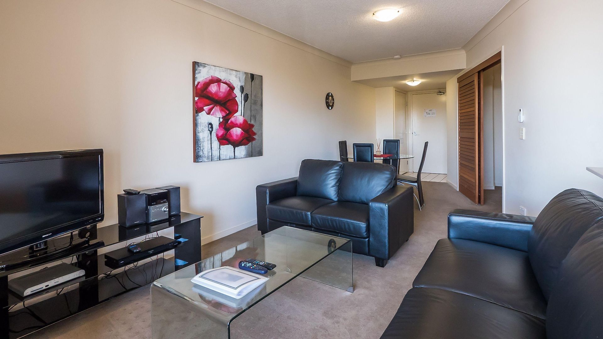 Aparthotel On The Park 5*