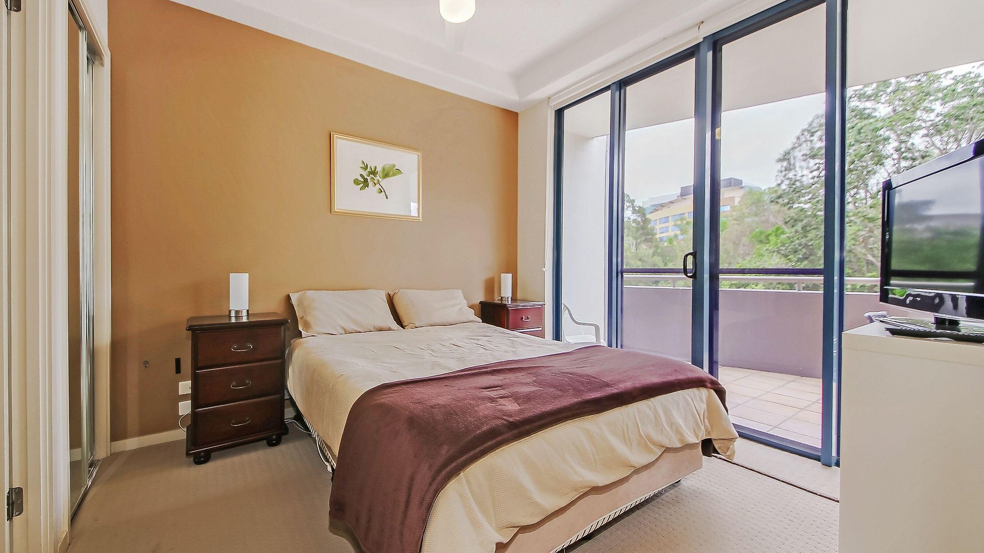 On The Park Aparthotel 5*
