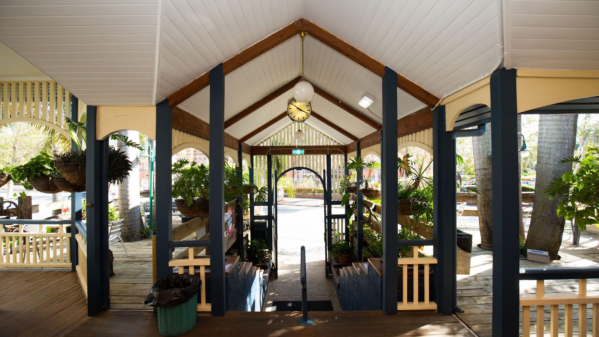 Manor 3* Brisbane
