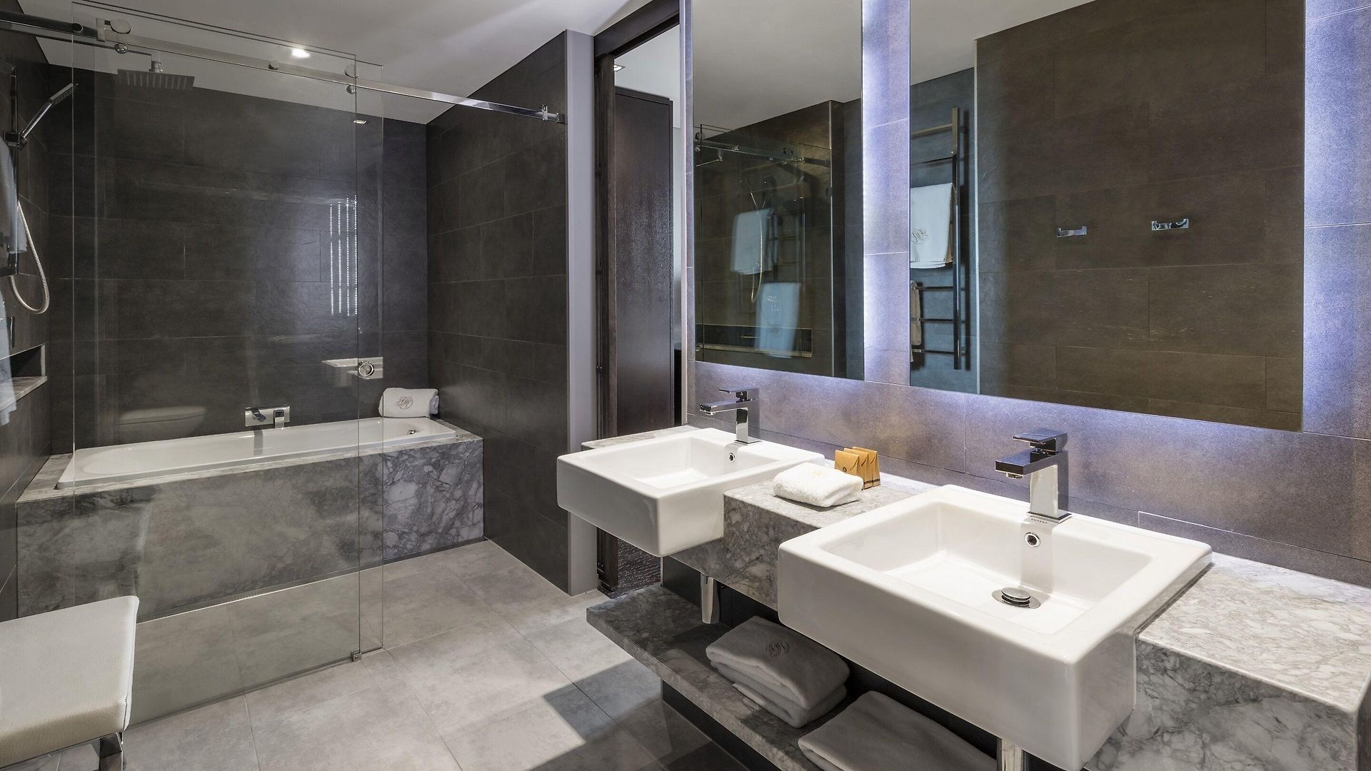 Hotel The Beetson 4*