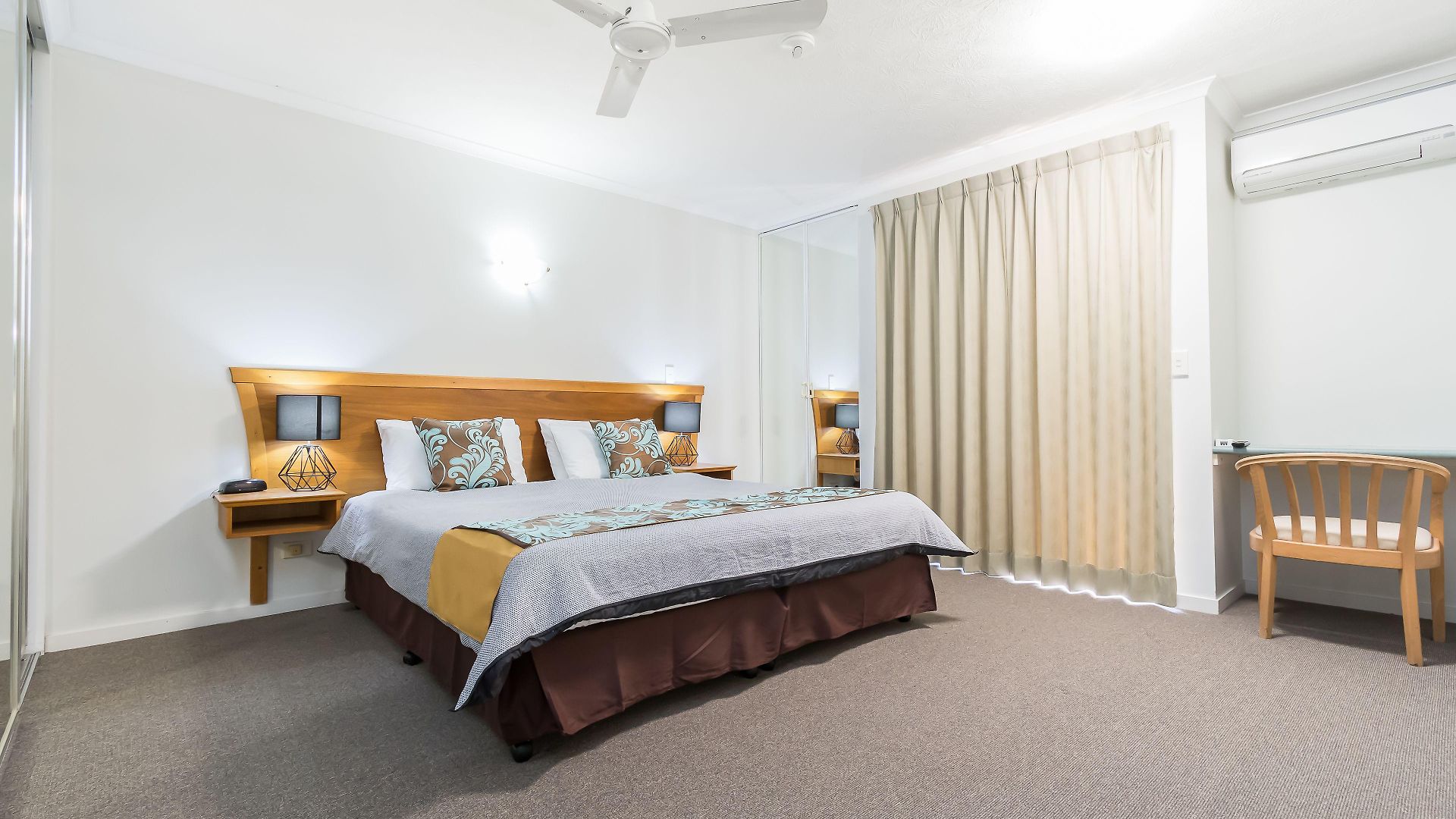 Parkview Aparthotel