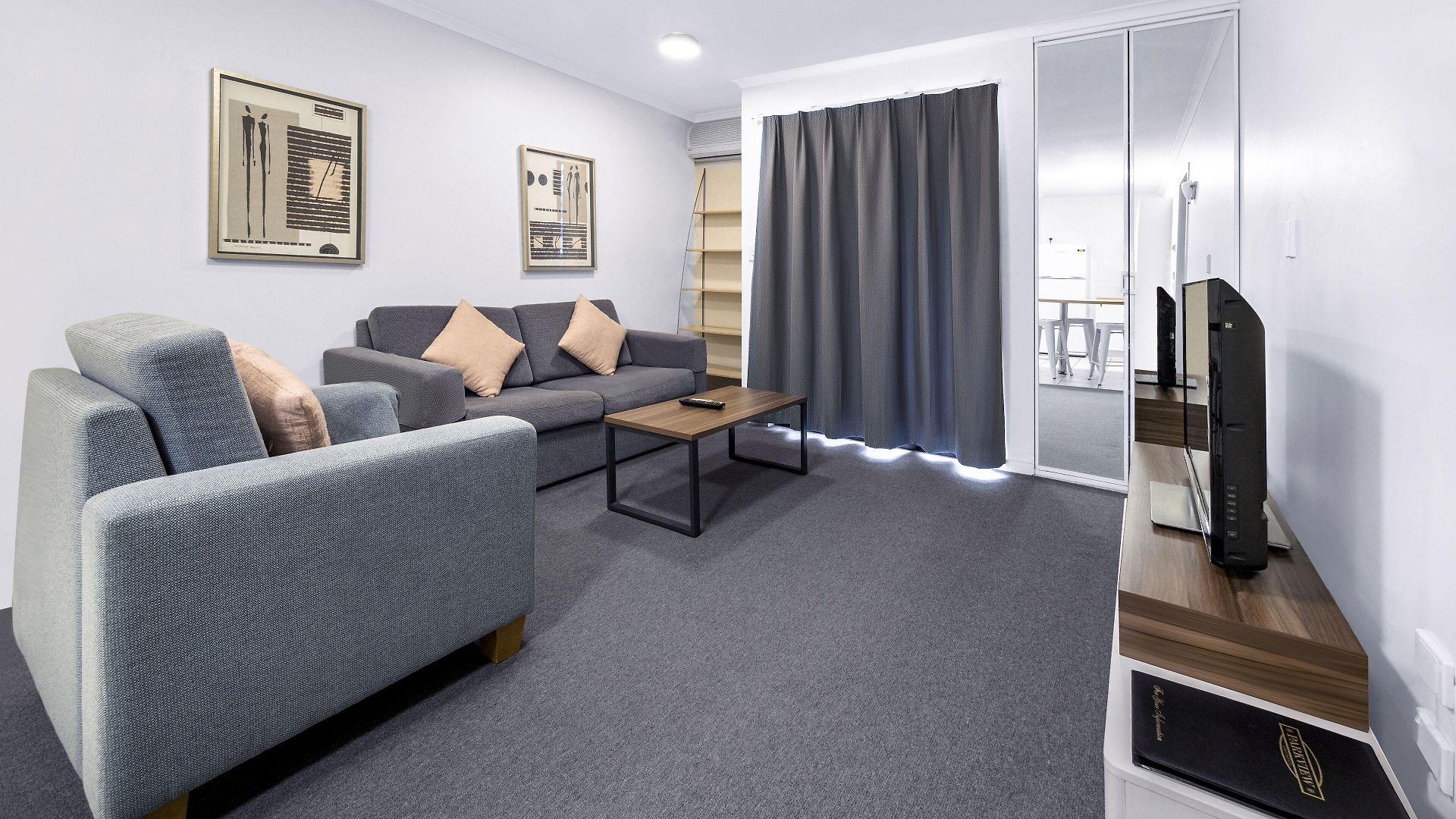 Parkview Aparthotel