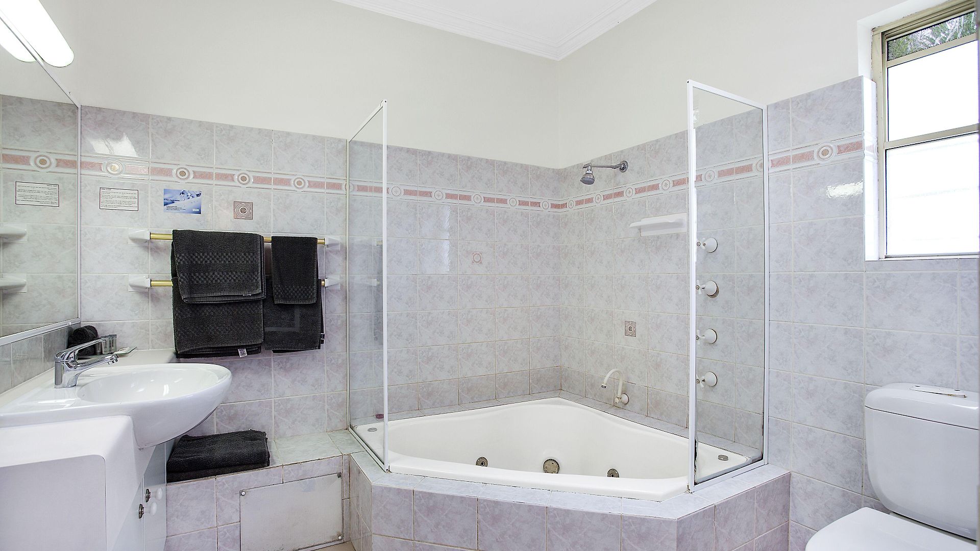 Coopers Colonial 4* Brisbane