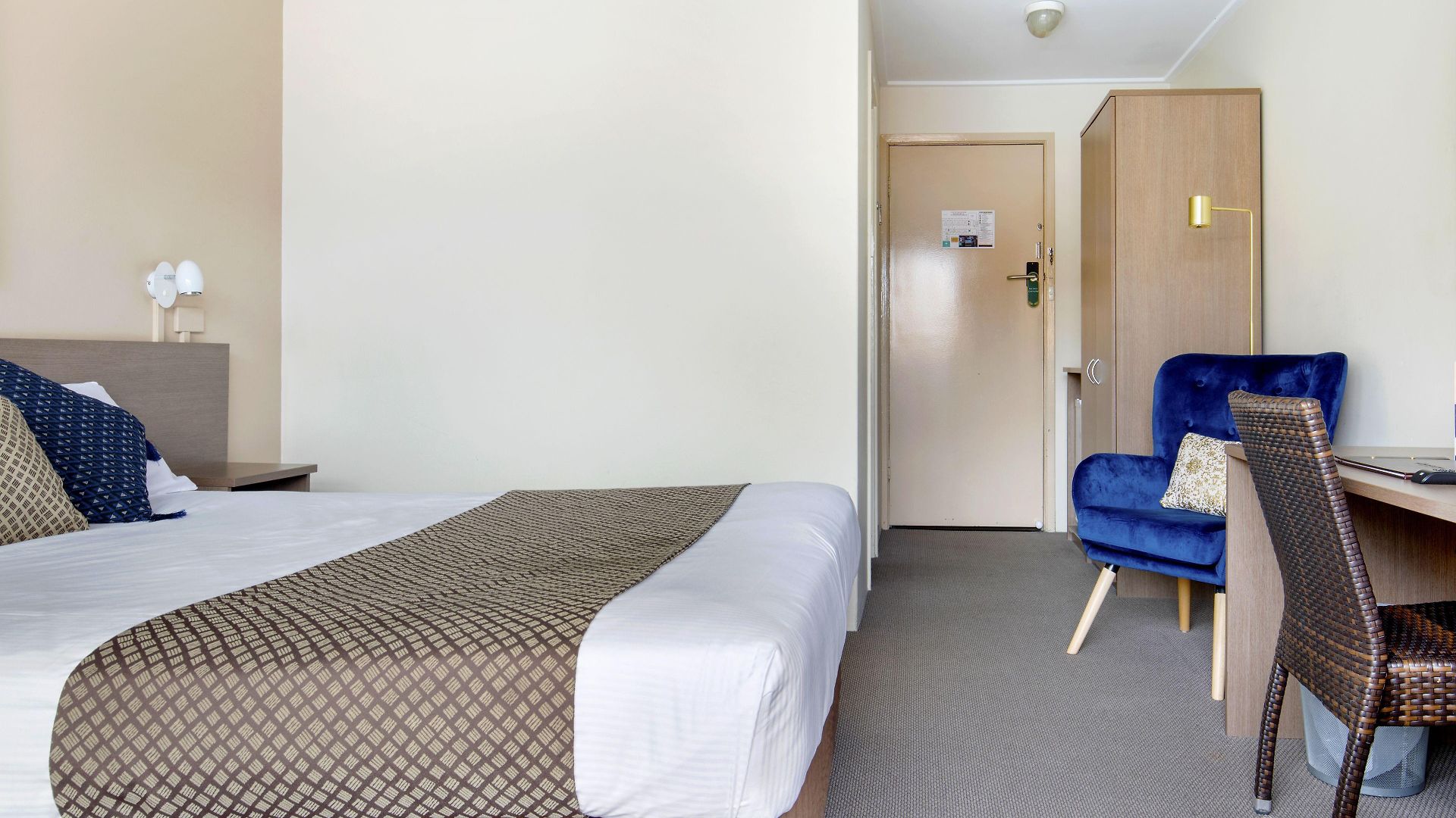 Motel The Metropolitan Spring Hill 4*