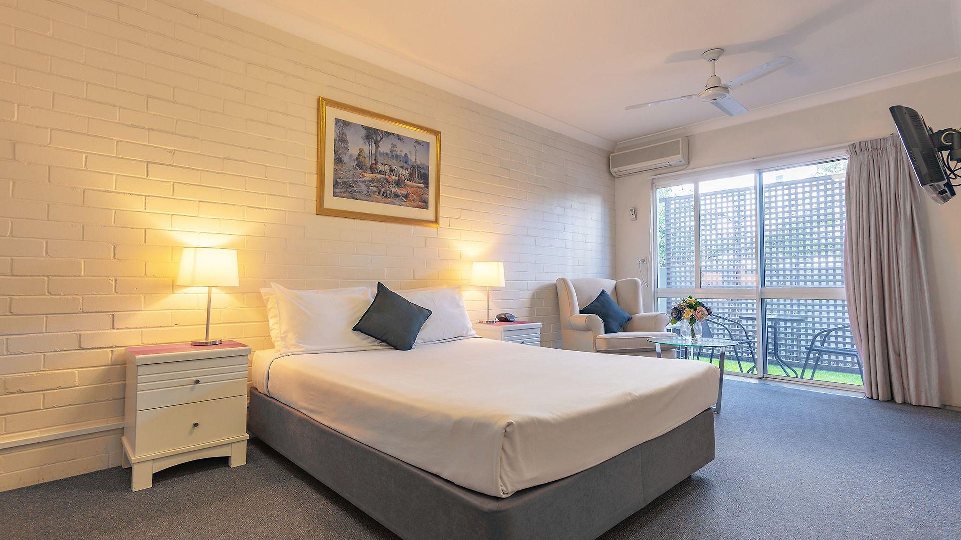 Motel Benson Court 4*