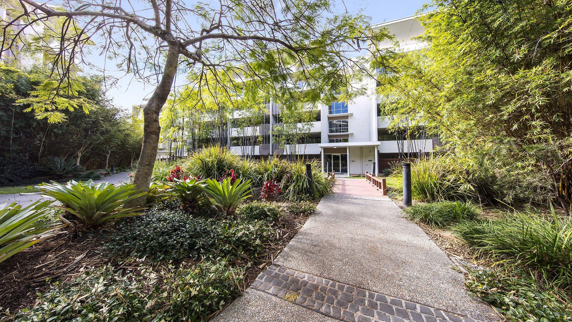 Oaks Mews Brisbane