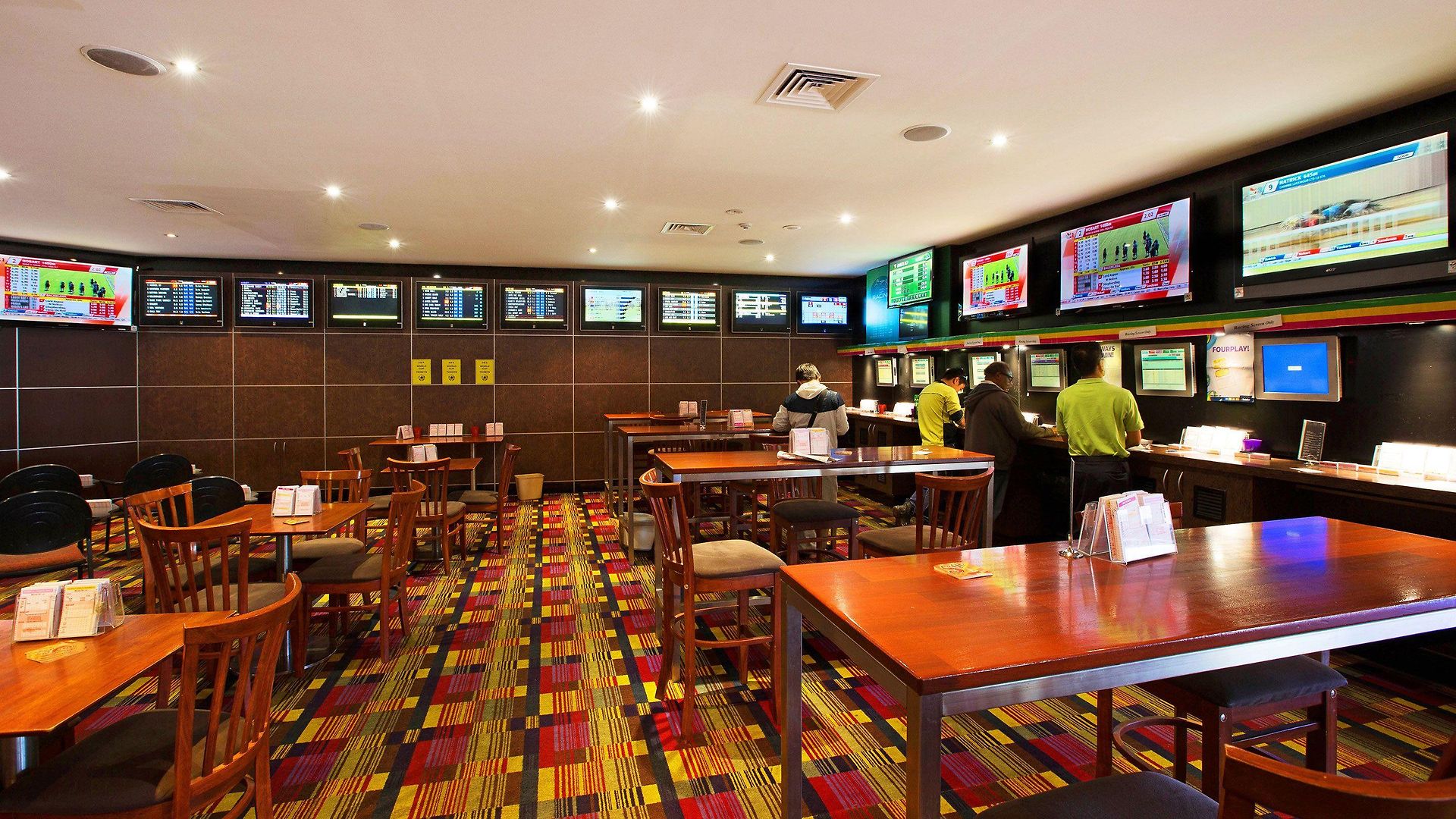 Sunnybank 3*