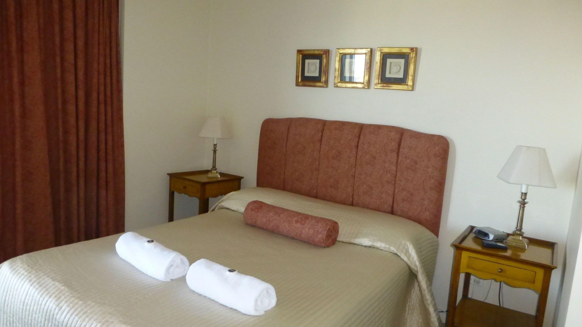 The Oasis Aparthotel 4*