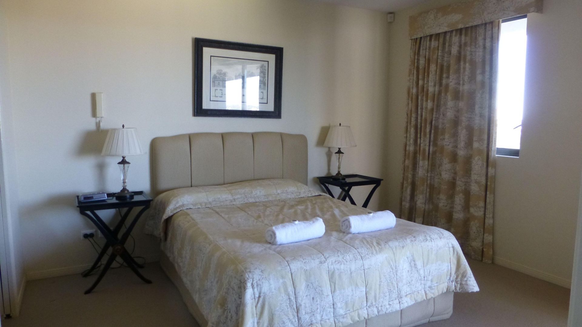 The Oasis 4*