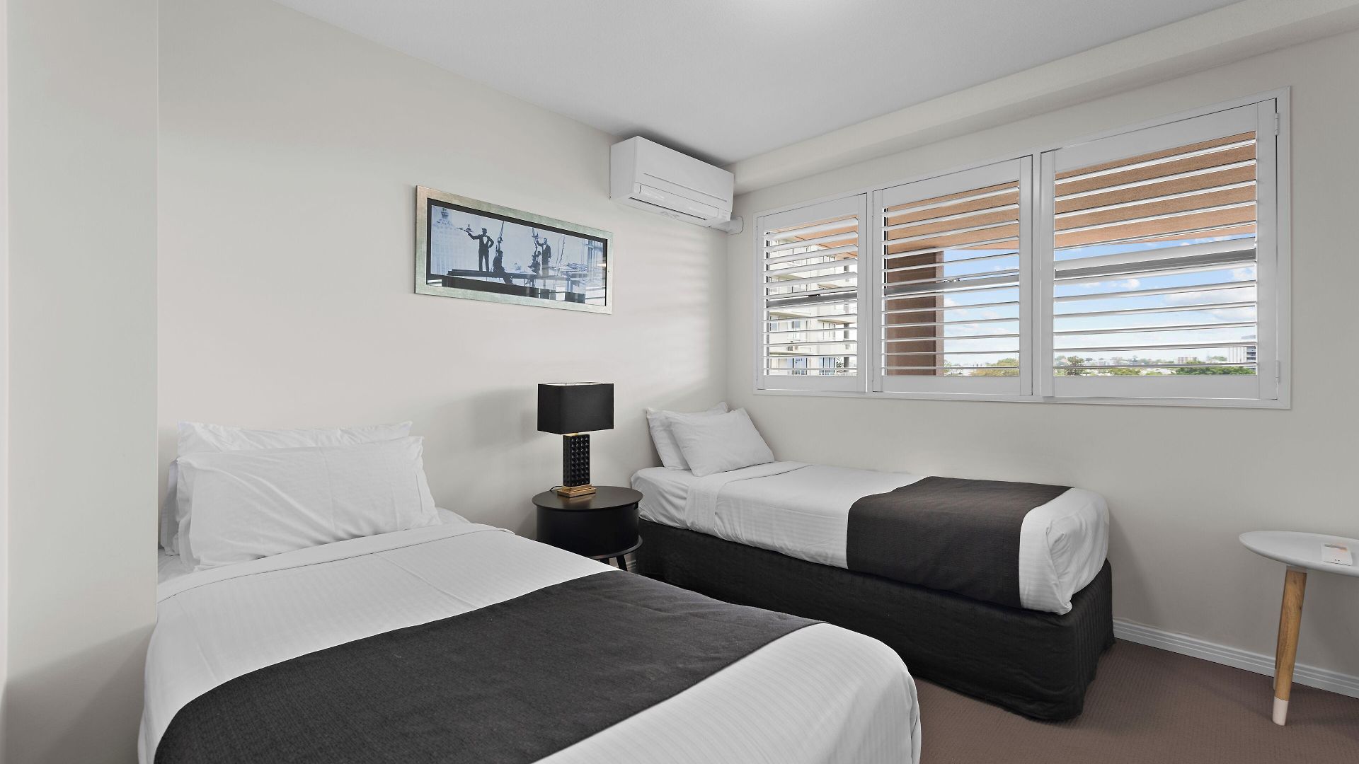 The Oasis Aparthotel 4*