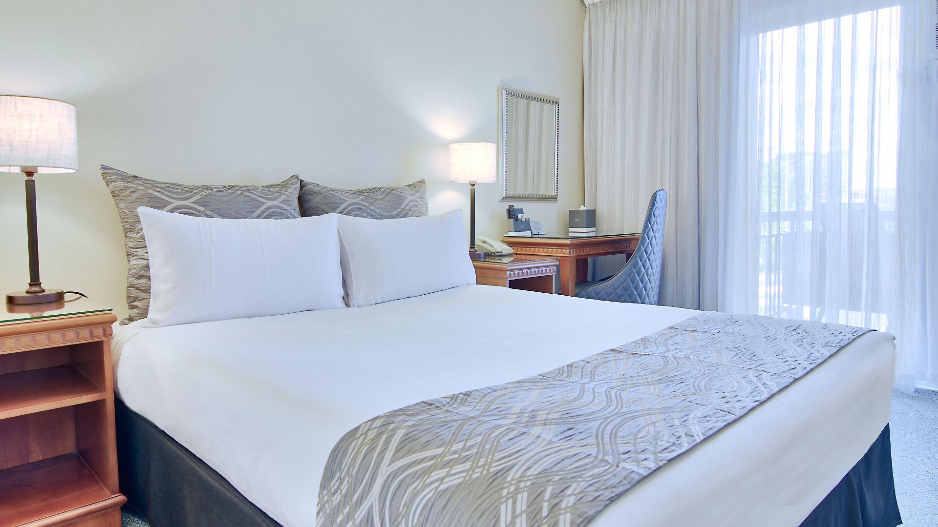 Soho Hotel 4*
