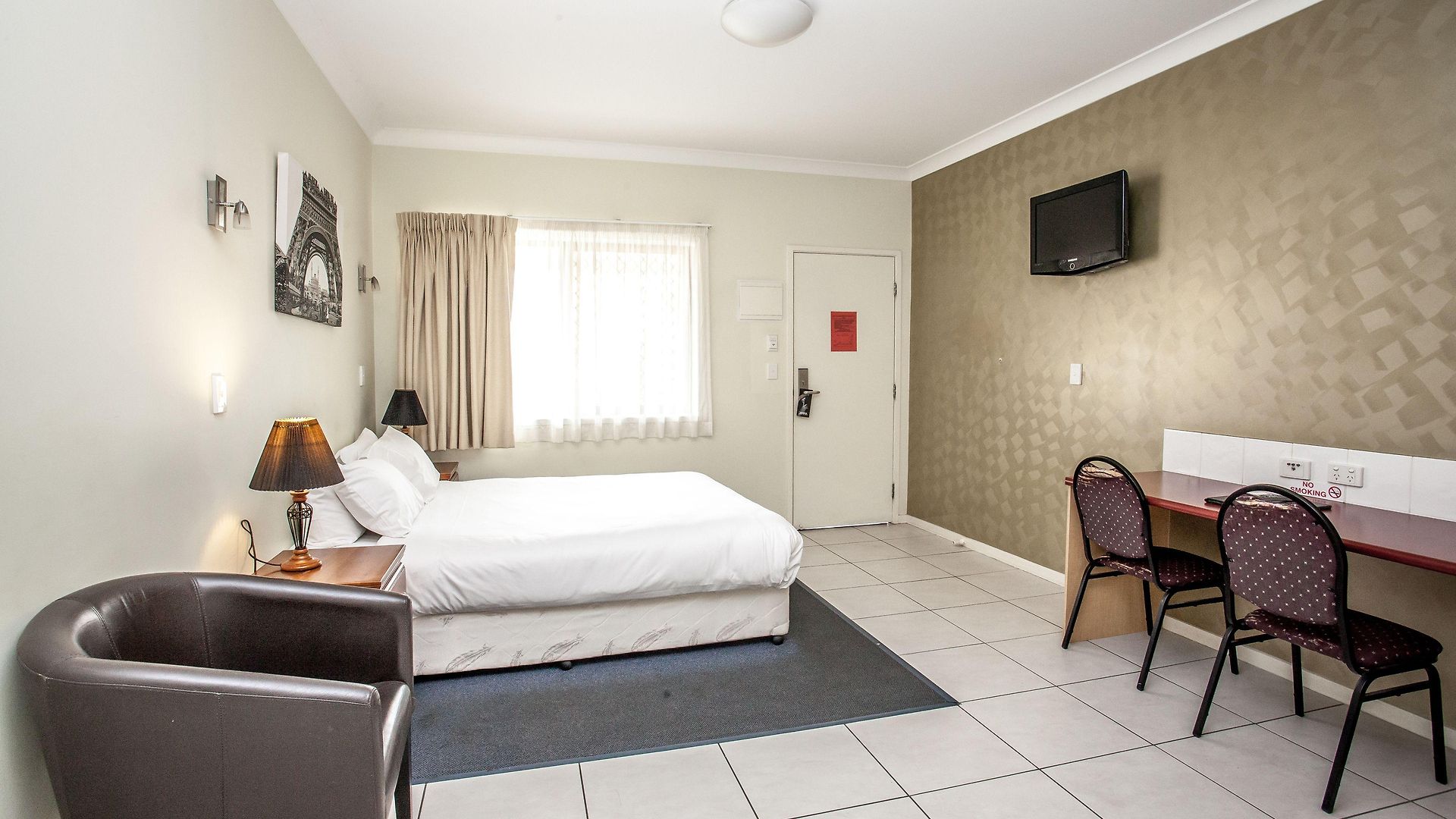 Darra & Conference Centre Motel 4*