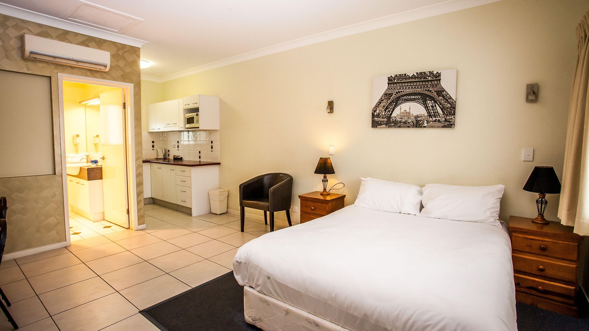 Darra & Conference Centre 4*