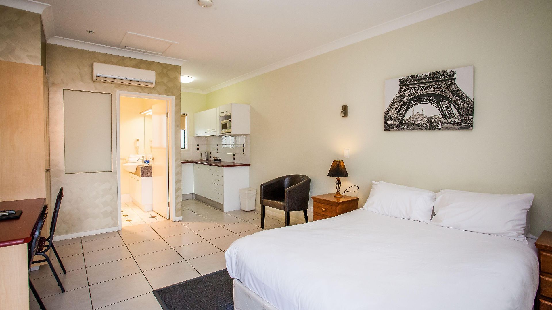 Motel Darra & Conference Centre 4*