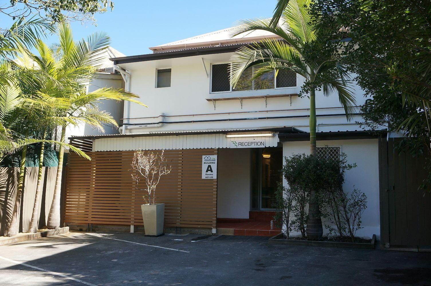 The Cliff House 3*
