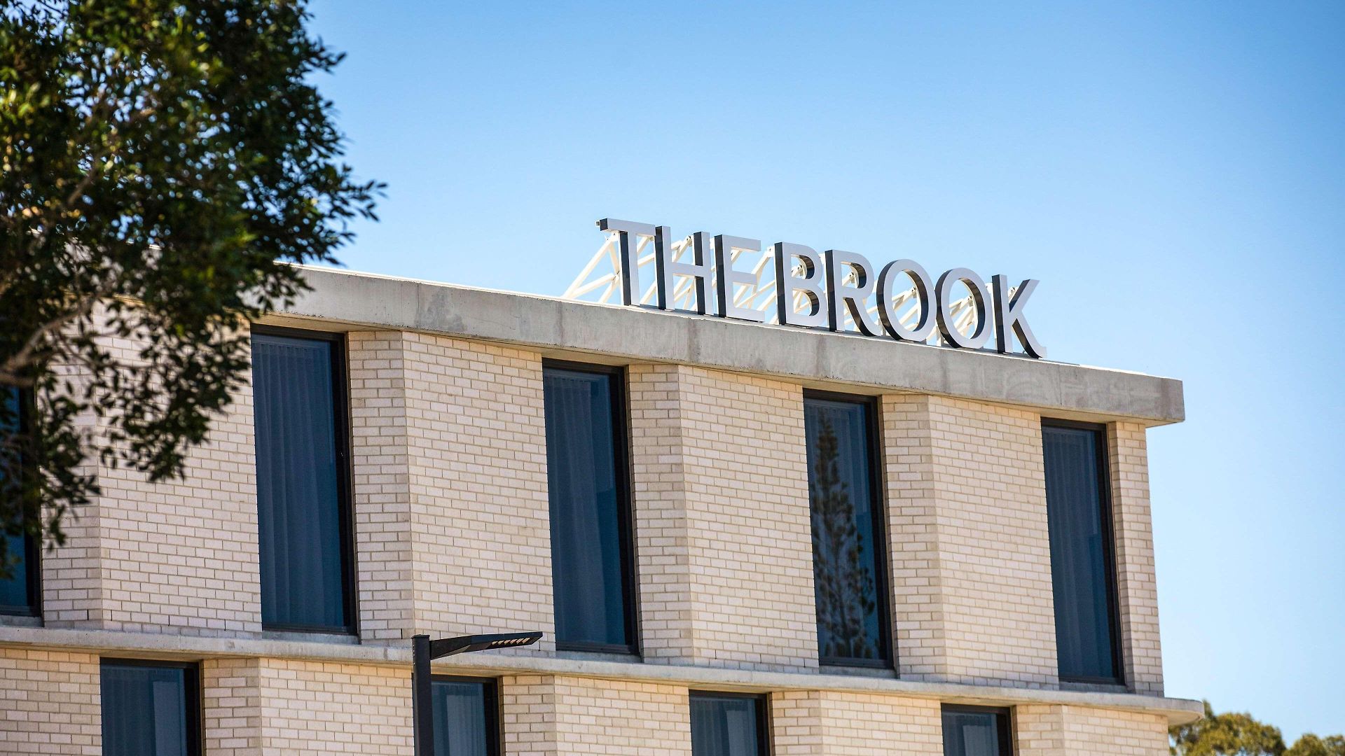 Nightelier Mitchelton The Brook 4*