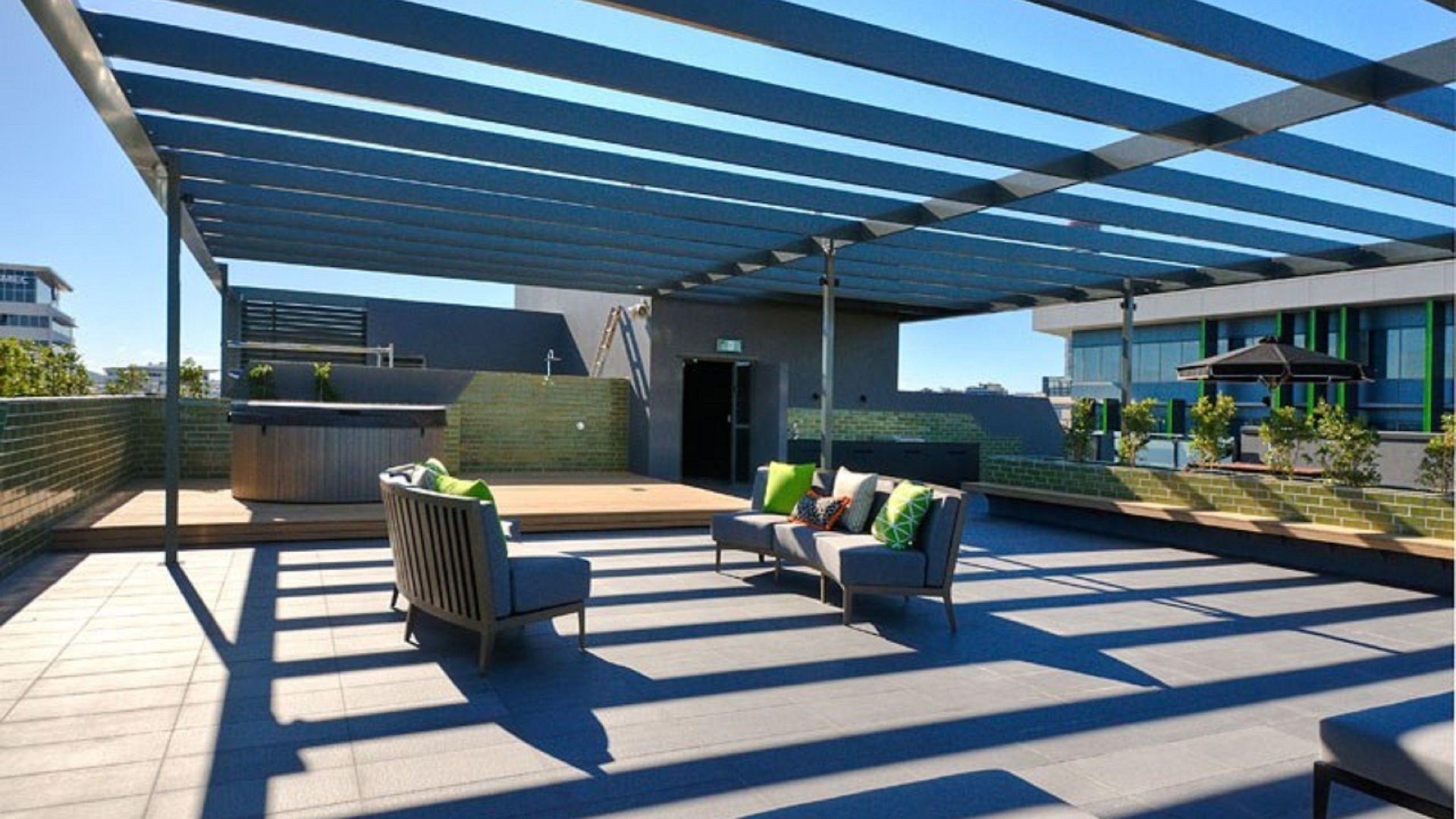 Vine South Aparthotel
