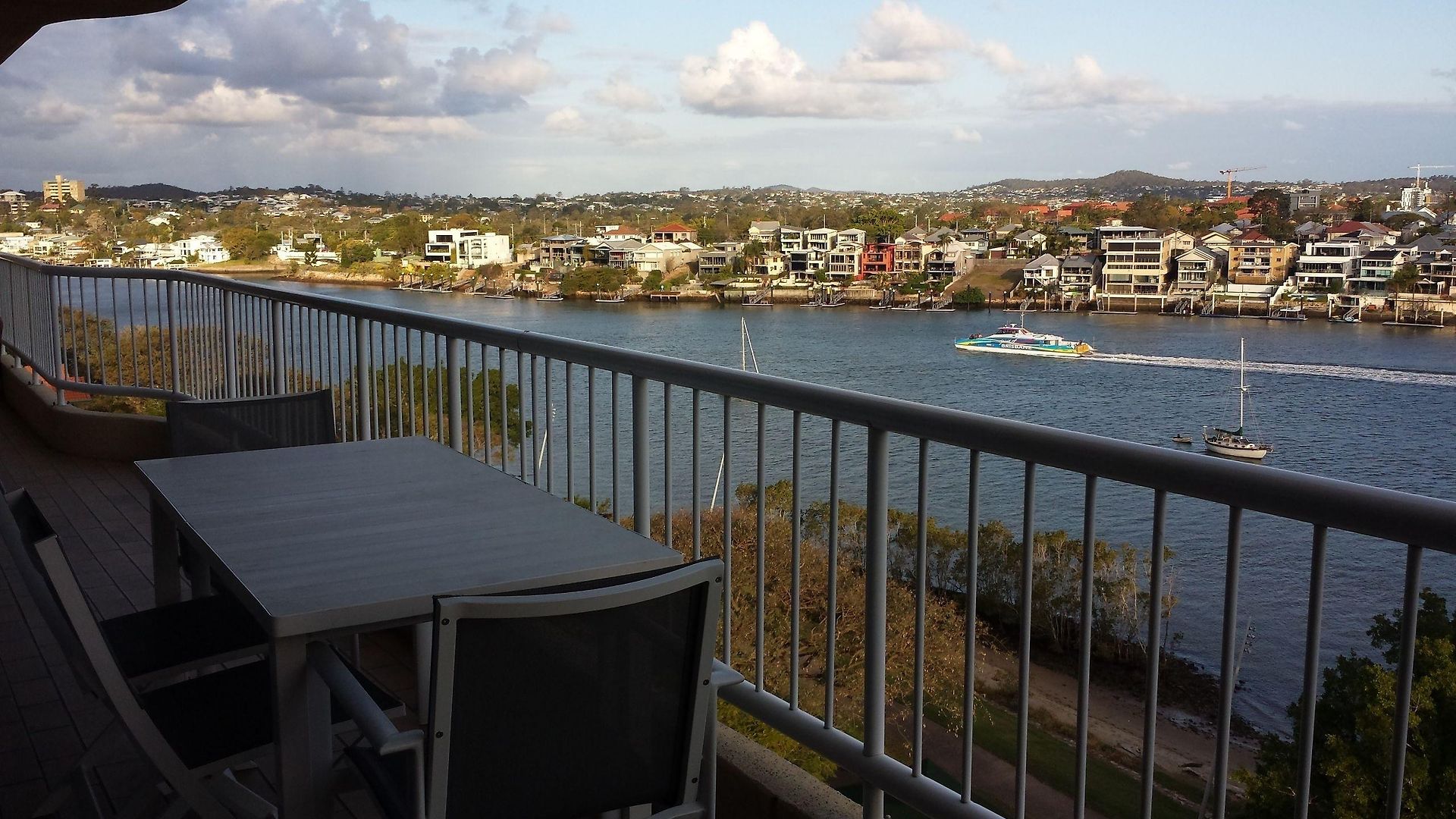 Kirribilli 3* Brisbane