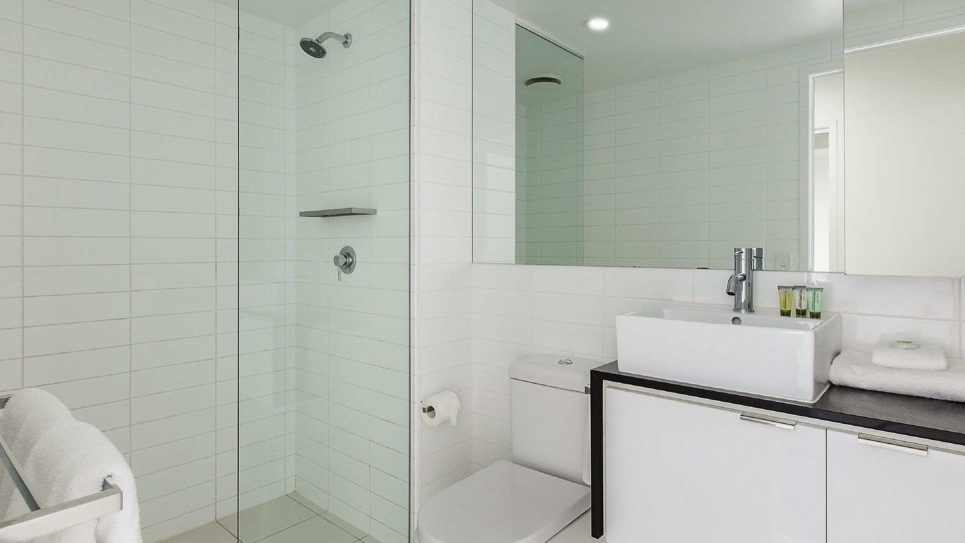 Aparthotel Code Brisbane