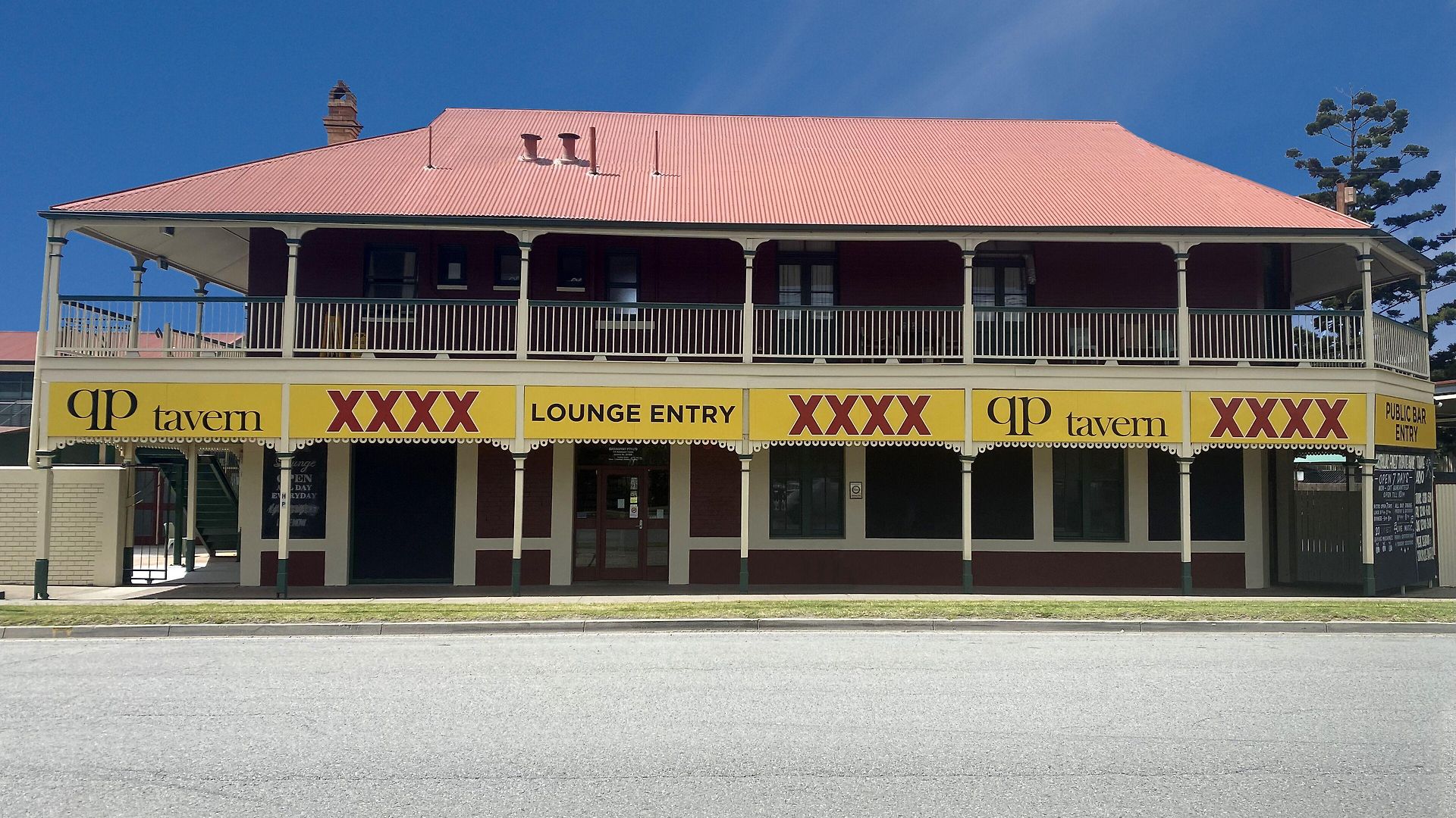 Queensport Hotel