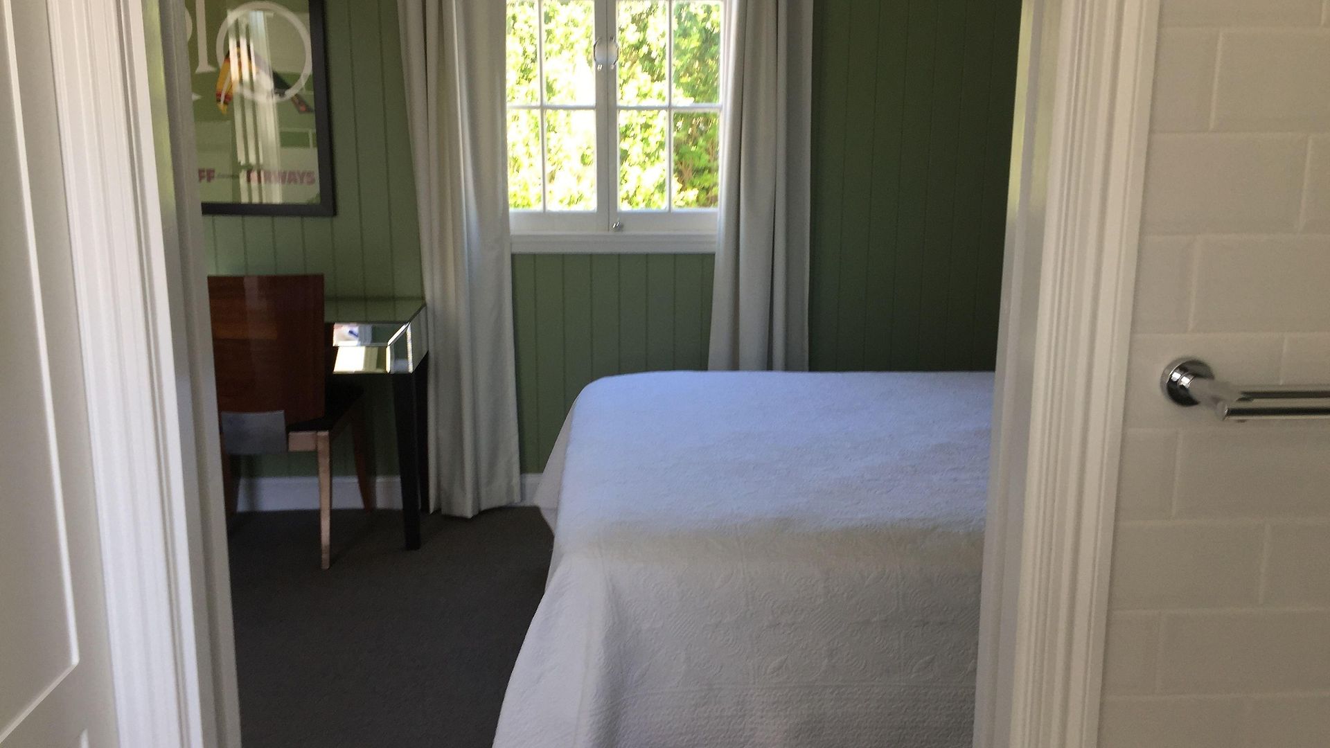 Bed & Breakfast Heal House Brisbane