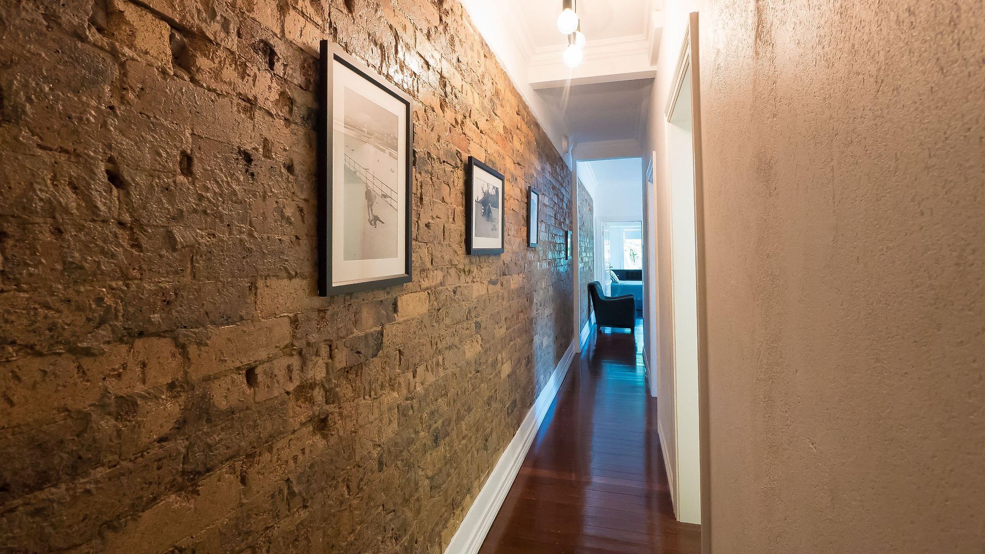 Hampton Court Aparthotel 4*