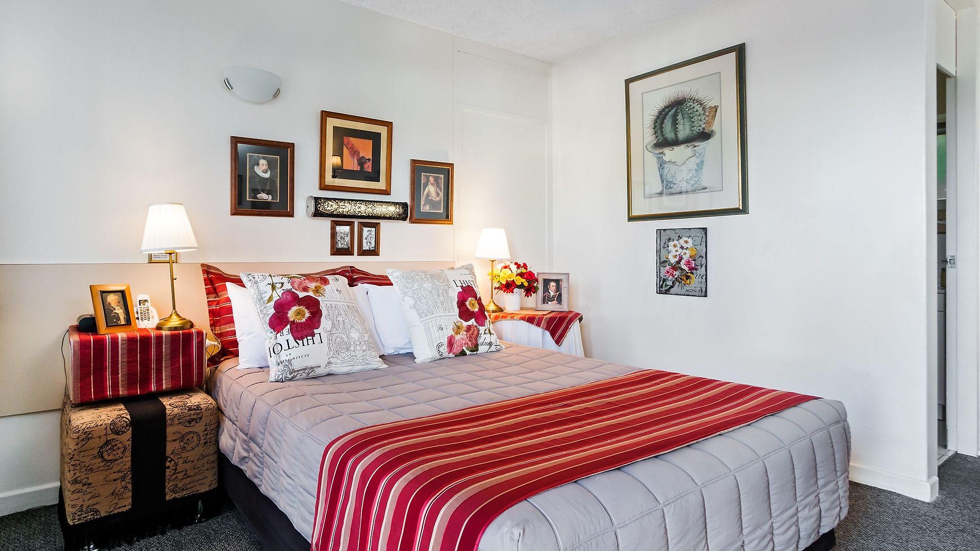 Airport Riverview Motel 3*