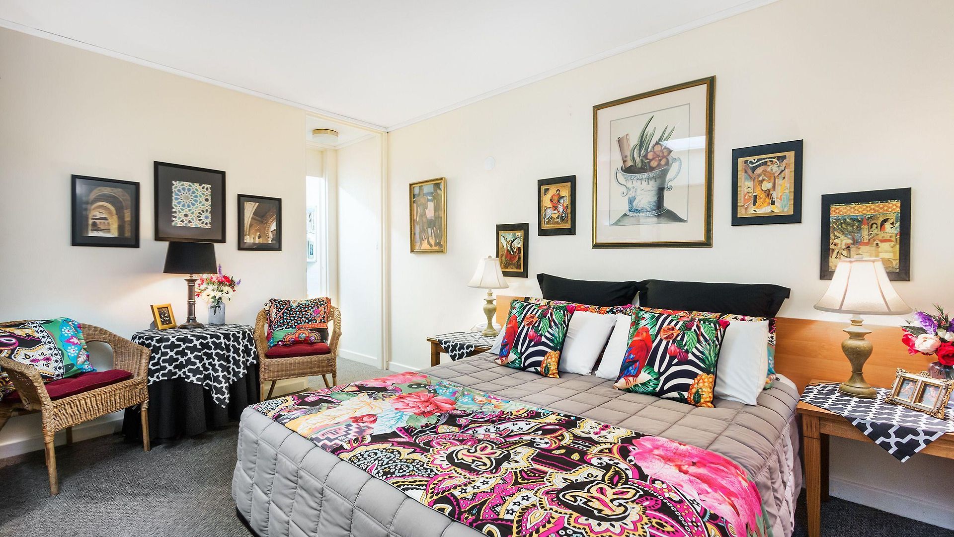 Airport Riverview Motel 3*