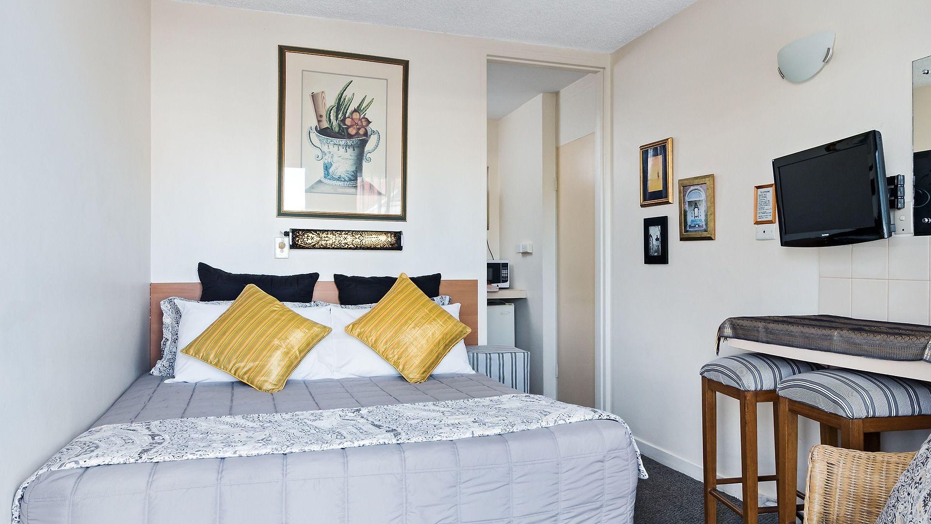 Airport Riverview 3*