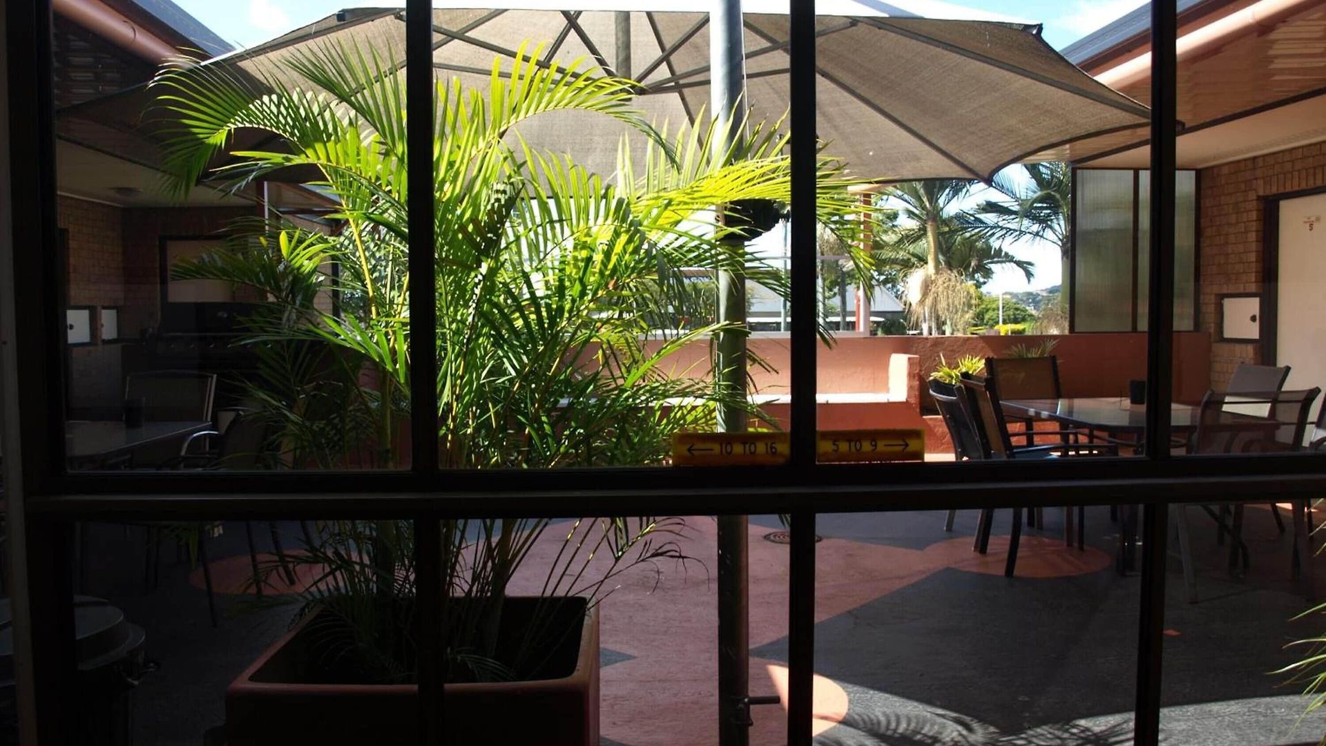 Motel Lancaster Court Brisbane