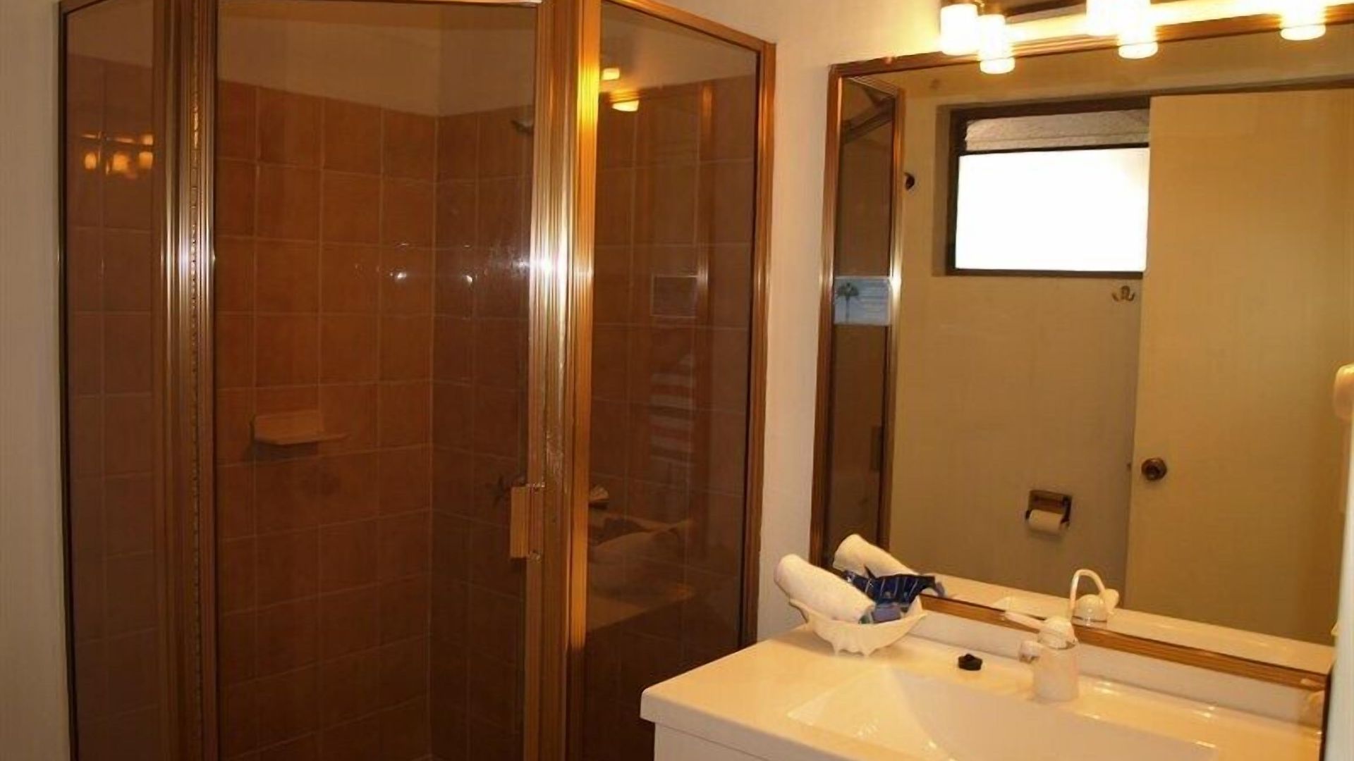 Motel Lancaster Court 4*